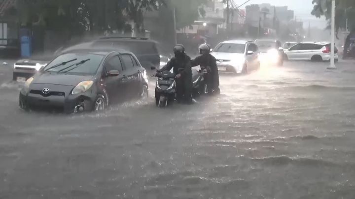 Banjir Jakarta Meluas, 10 RT dan 23 Jalan Terendam