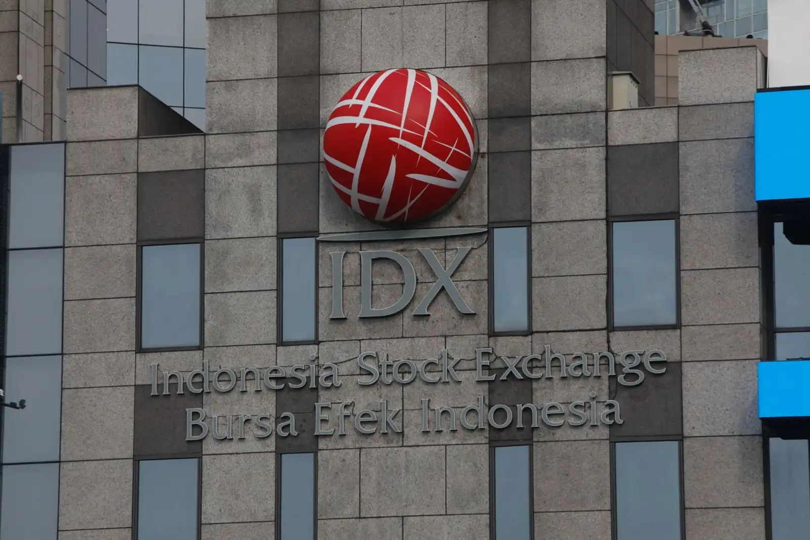 Bursa Buka 18 Februari