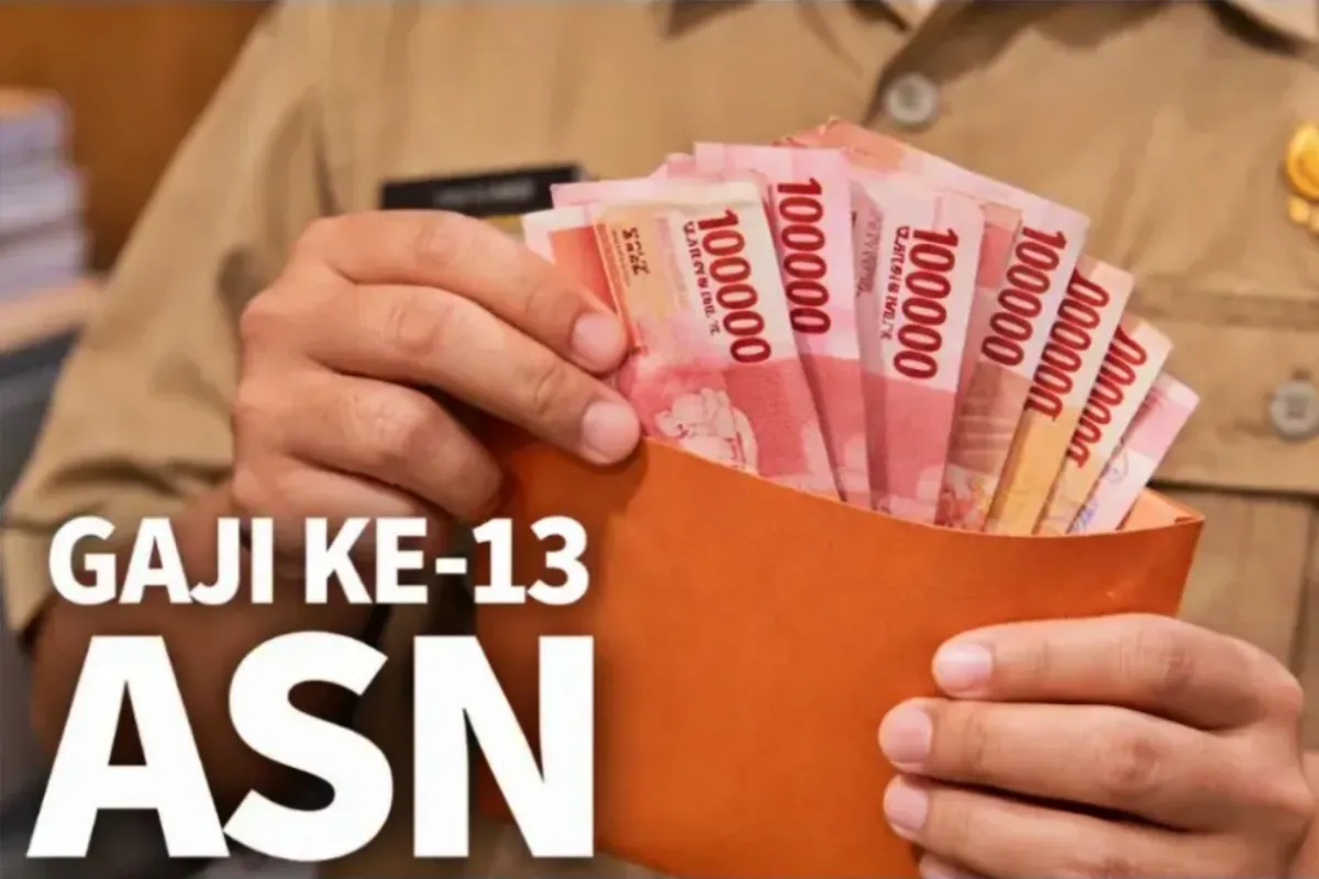 Ilustrasi ASN menerima gaji ke-13