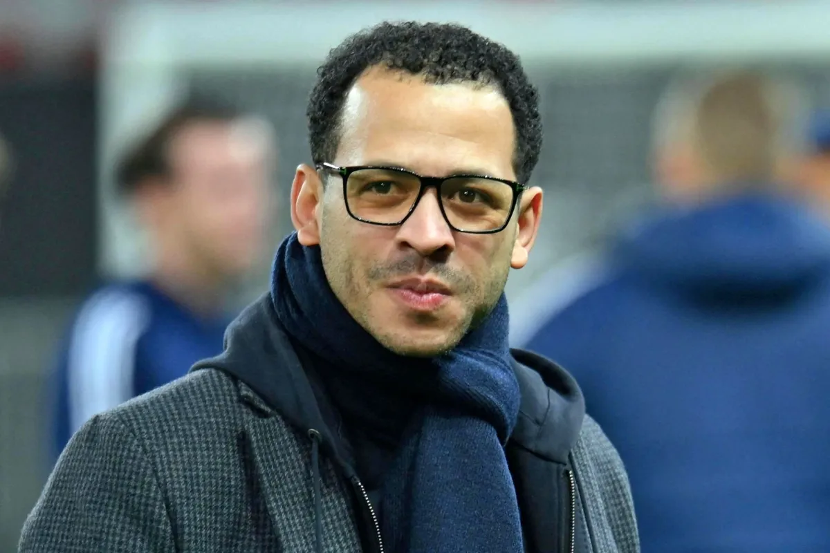 Pelatih Chelsea Liam Rosenior