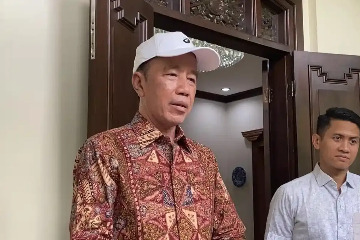 Jokowi Ajak Publik Hormati Aturan Hukum Terkait Polemik Ijazah
