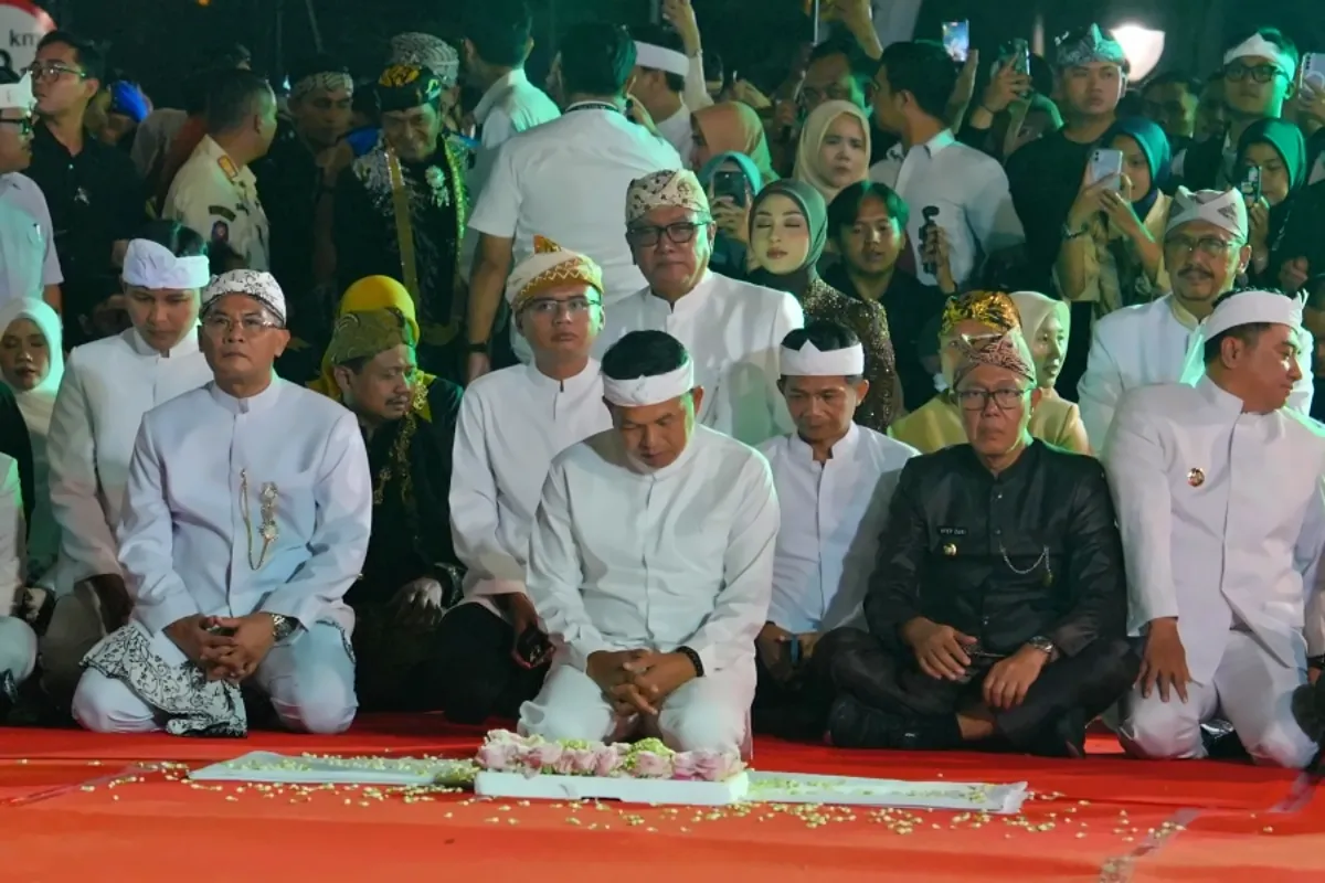 Pesona Kereta Kencana Mahkota Binokasih Satukan Semangat Warga Jawa Barat