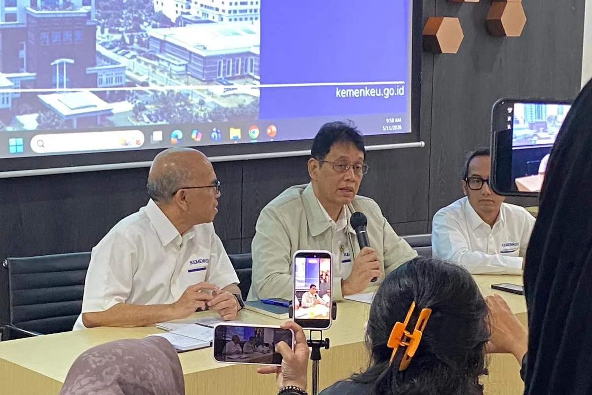 Purbaya saat Konferensi Pers